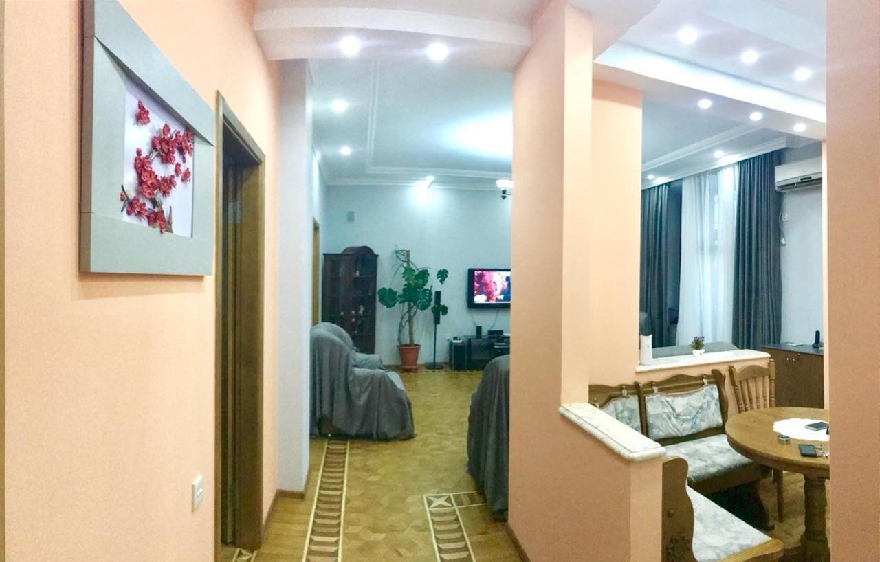 Апартаменты Calm Center Of Баку Экстерьер фото