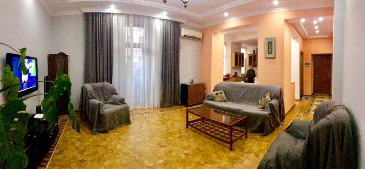Апартаменты Calm Center Of Баку Экстерьер фото